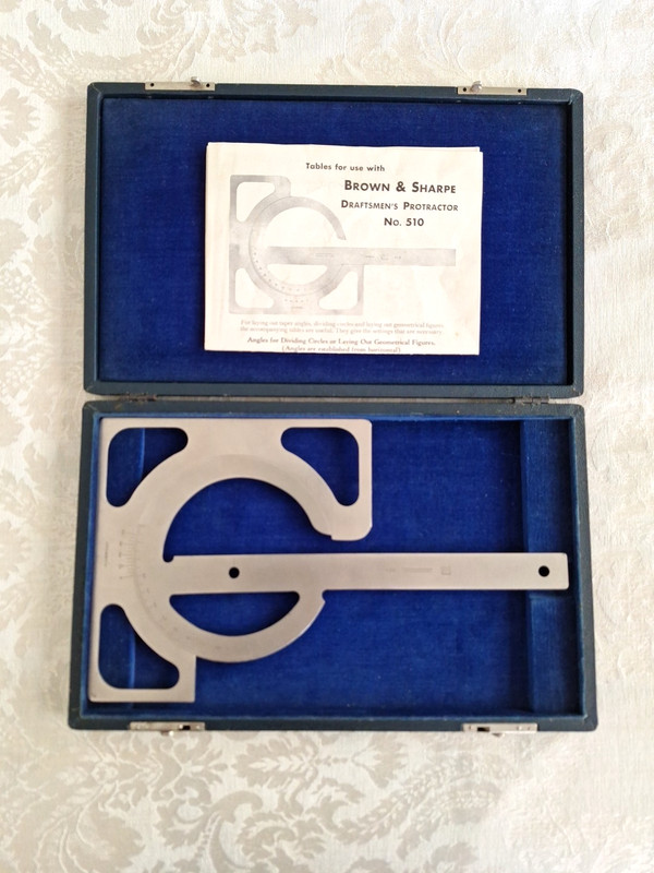 Vintage Brown & Sharpe Drafting Precision Protractor #510 W/ Case & Chart – D25