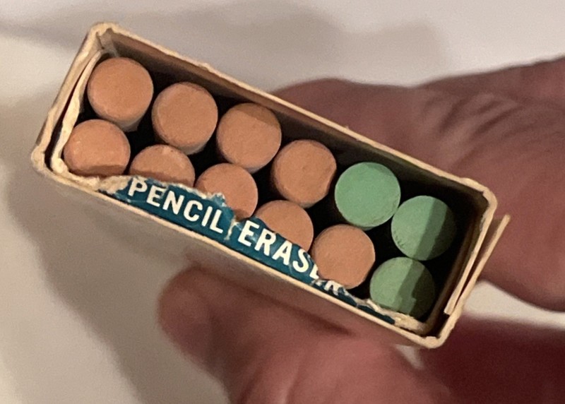 Faber-Castell 7” Electric Machine Erasers No 75 Magic Rub Vinyl 12 Count Box gallery