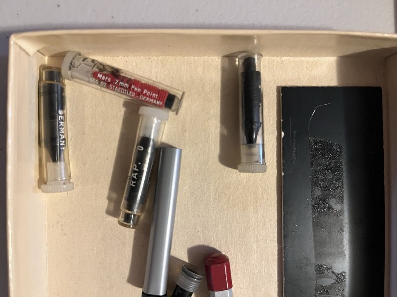 Gramercy 1720 + Lead Lot Vintage Eagle, Eberhard Faber, Pentel, Staedtler Point gallery