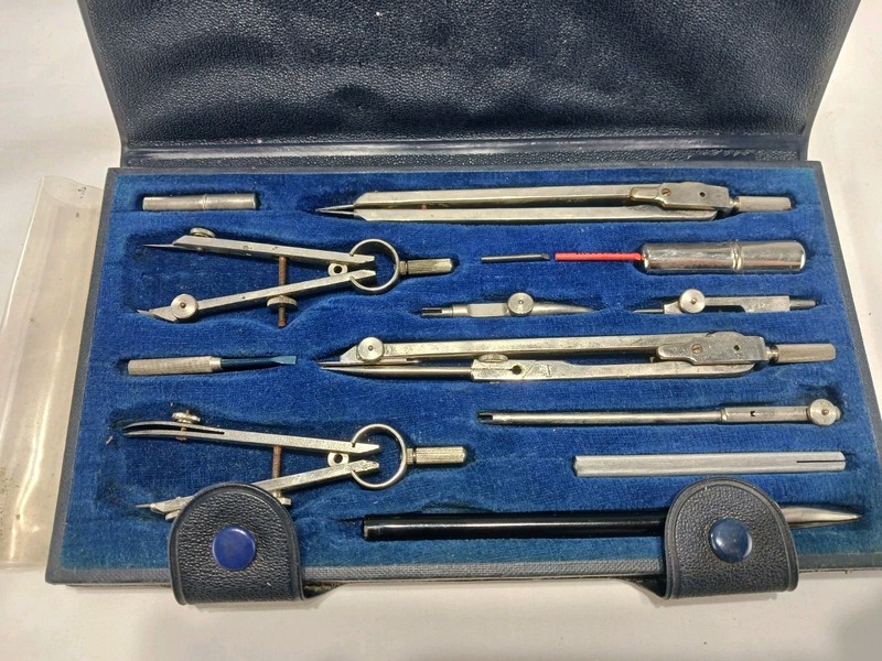 Vintage Vinyl Drafting Kit #913 Made In Germany Nice Set