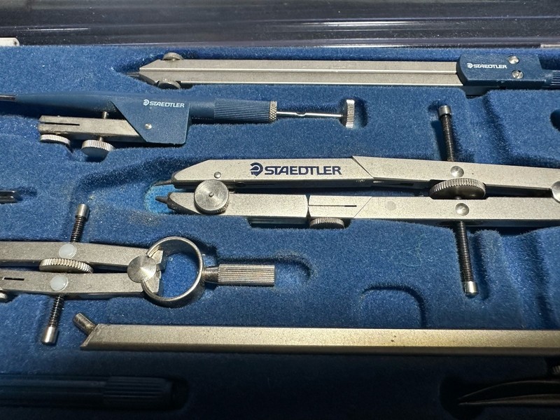 Vintage Staedtler Mars Masterbow Drafting Set & Utrecht 4M-50 drafting compass gallery