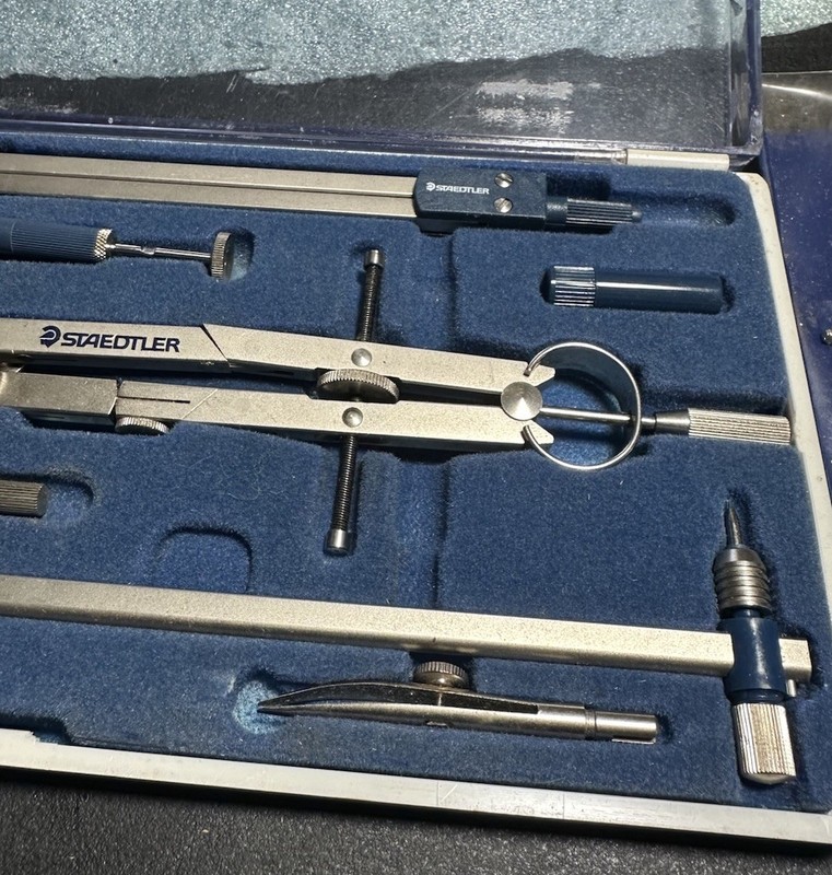 Vintage Staedtler Mars Masterbow Drafting Set & Utrecht 4M-50 drafting compass gallery