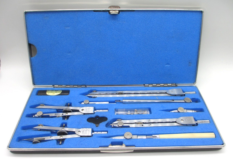 Vintage DRAWING Drafting Compass Set Hard Case DRAPAS
