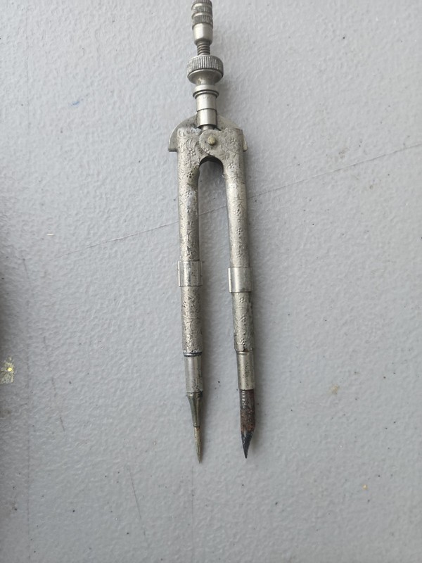 Beautiful Vintage Embossed Arms Drawing Drafting Compass
